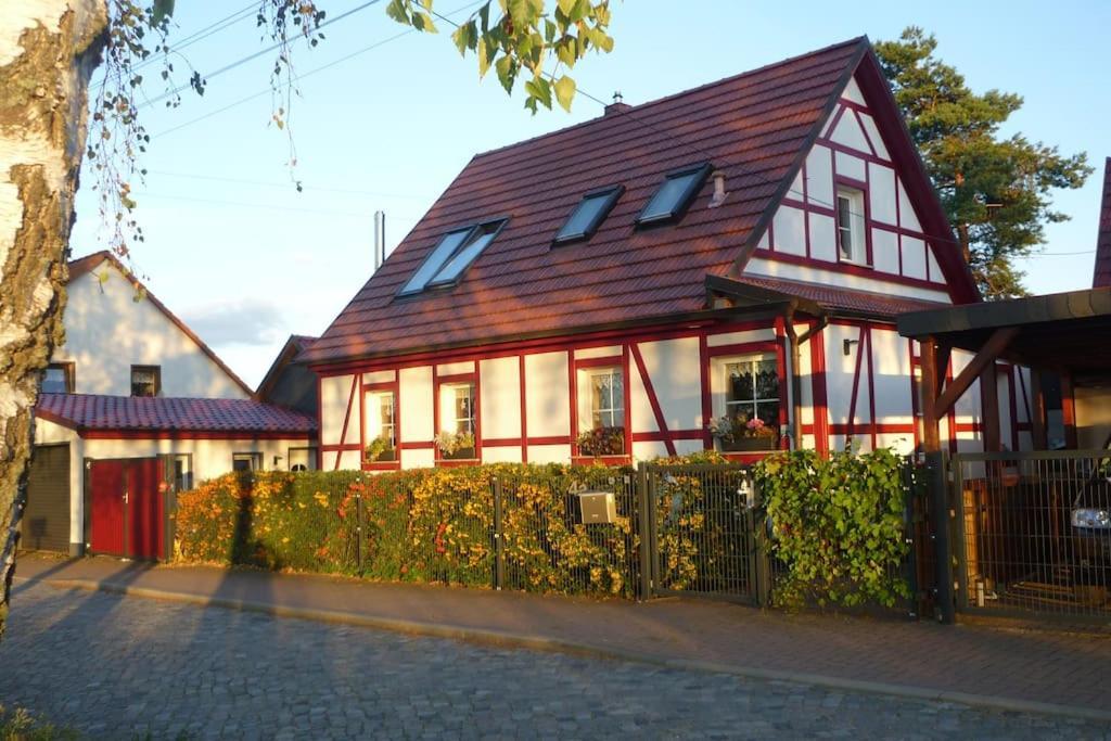 Erpelhaus Apartamento Utzberg Exterior foto